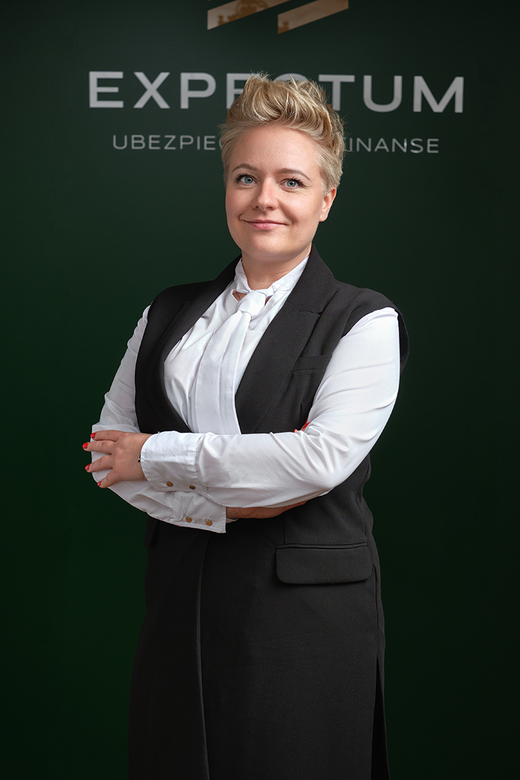 Paulina Spychalska<br />Specjalista ds. Sprzedaży<br />i Obsługi Klientów Biznesowych