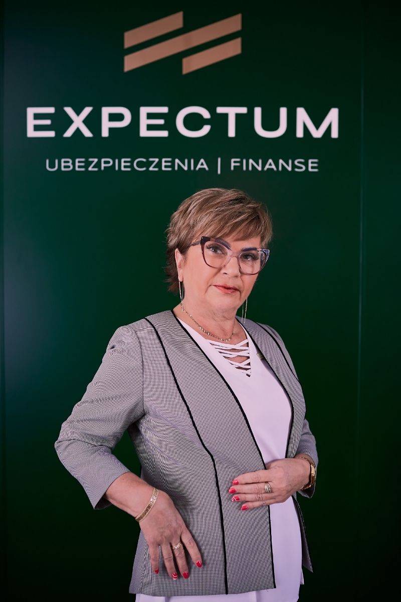 Nina Kozłowska specjalista ds sprzedaży